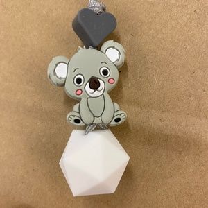 Sensory/toddler teething necklace